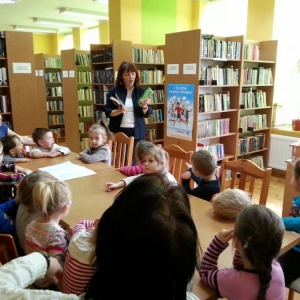 Dzieci z Chatki Małolatka w Gminnej Bibliotece Publicznej w Krokowej / 12.03.2015 