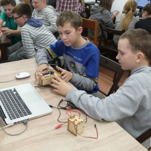 Zajęcia z podstaw robotyki w oparciu o system lego w Filii Wierzchucino / 12.11.2015